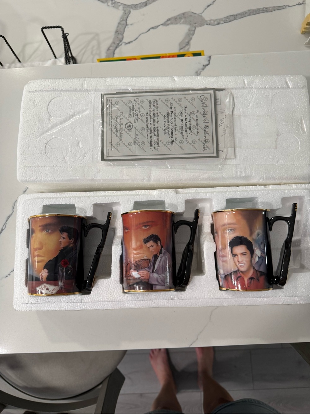 2002 Bradford Exchange Elvis Presley's Greatest Hits Mugs COA 2nd in Set